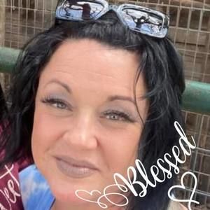 Meet your Posher, Nikki